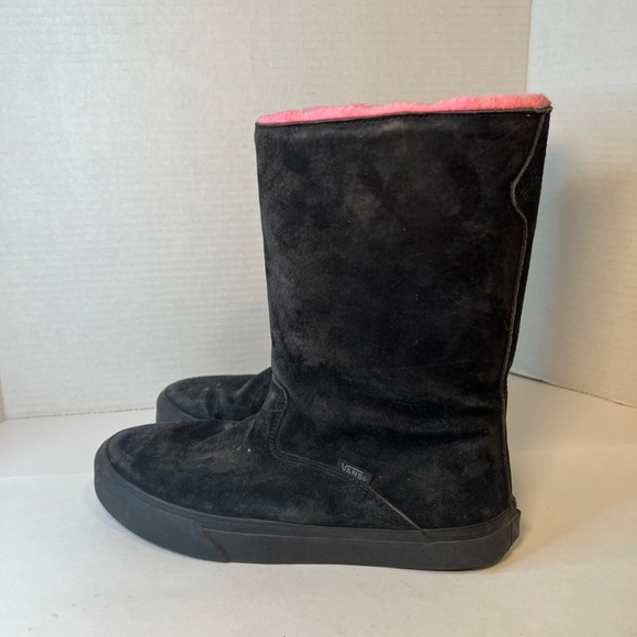 Vans Shoes - Vans Kira Boot Black Fleece Lined Pink Women’s 7